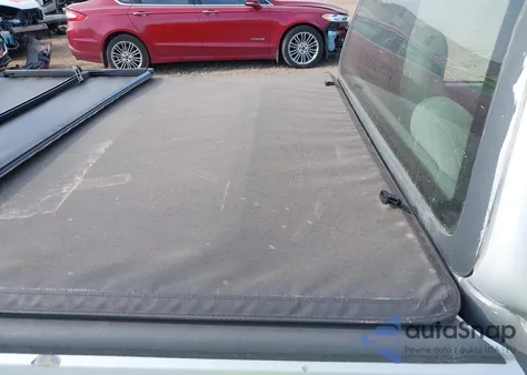 2000 Ford F150 Work Series/Xl/Xlt from USA, damaged, VIN 1FTRF17W4YNC26515